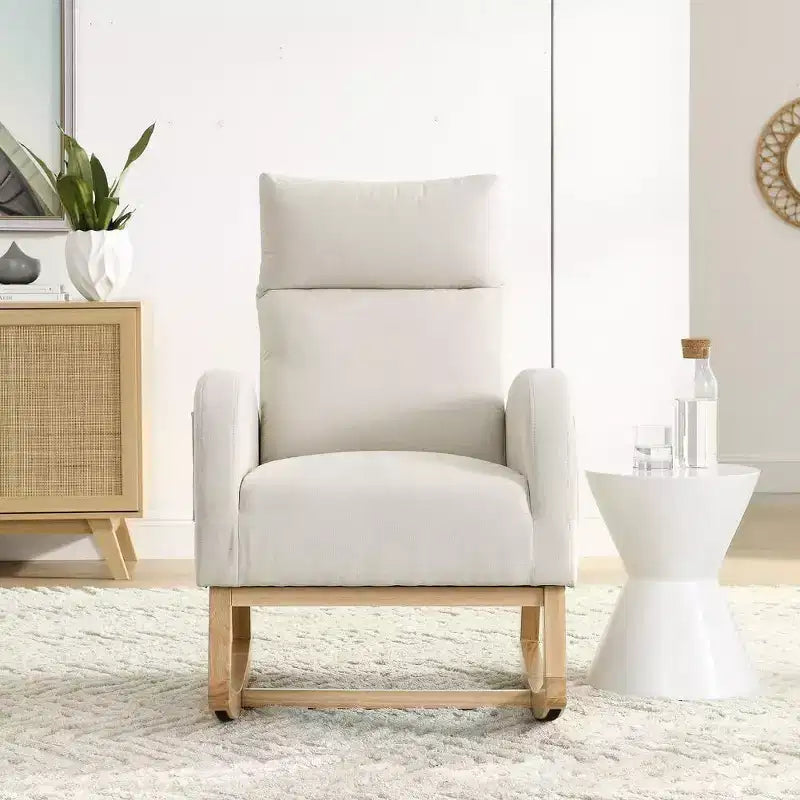Sedia a dondolo singola in bouclé beige con tasche laterali