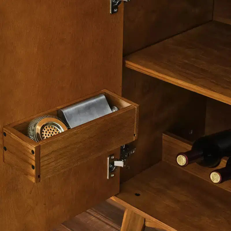 Mobile Bar in Legno Marrone con Portabottiglie e Ripiani Regolabili, Montaggio per Una Persona
