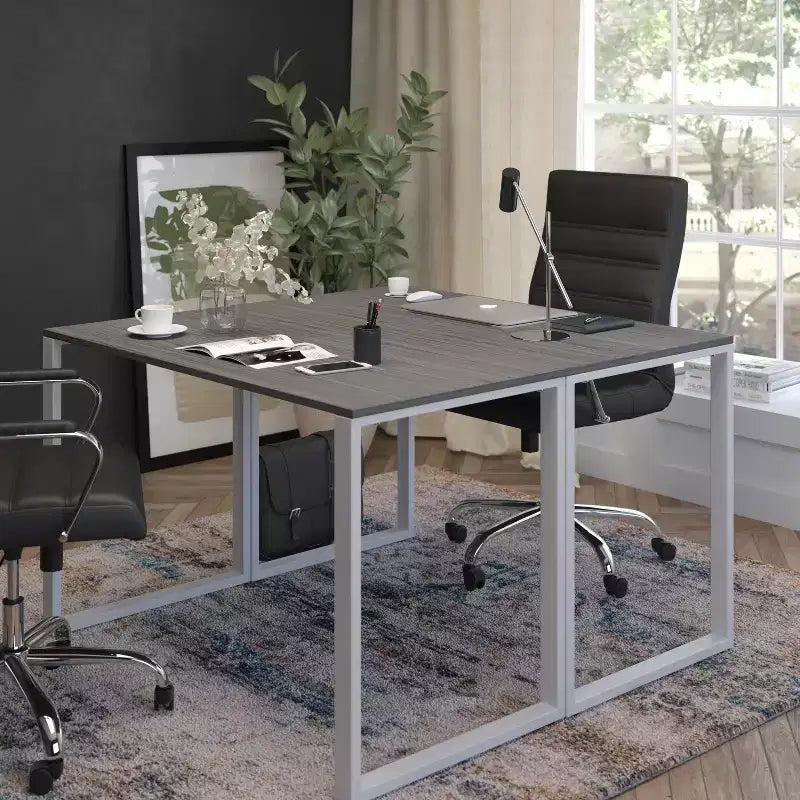 Scrivania industriale monoposto, 47", piano in mogano/acero/grigio rustico/noce, struttura nera/bianca