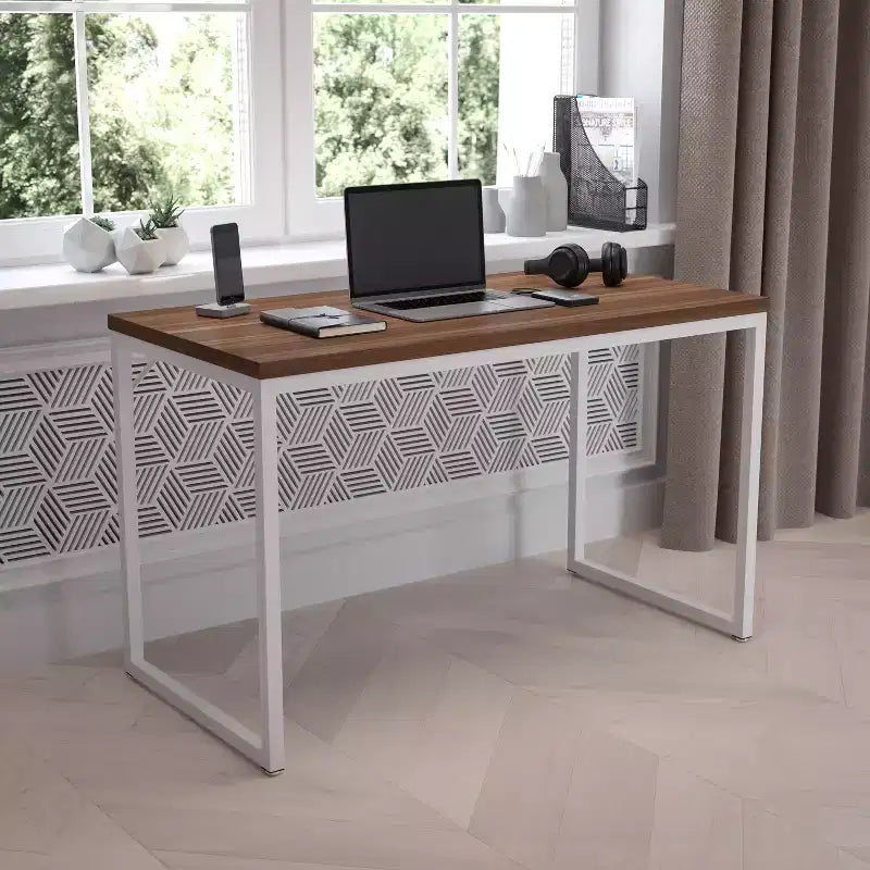 Scrivania industriale monoposto, 47", piano in mogano/acero/grigio rustico/noce, struttura nera/bianca