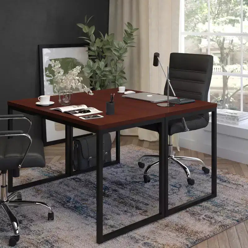 Scrivania industriale monoposto, 47", piano in mogano/acero/grigio rustico/noce, struttura nera/bianca